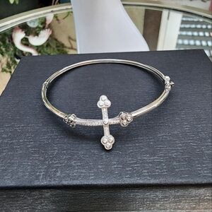 925 Sterling Silver CZ Cross Hinged Bangle Bracelet